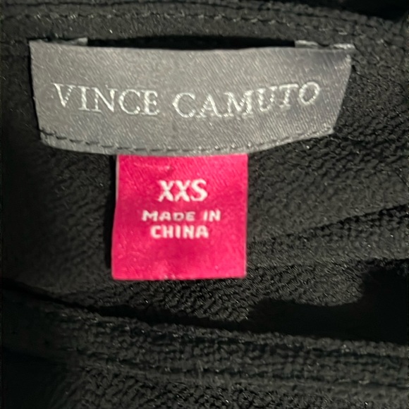 Vince Camuto Lightweight Black Fluttery Sleeve Top Size XXS New with tags - Picture 5 of 8